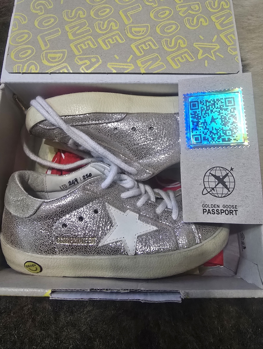 Golden Goose Kids Silver Metallic Superstar Sneakers with White Star